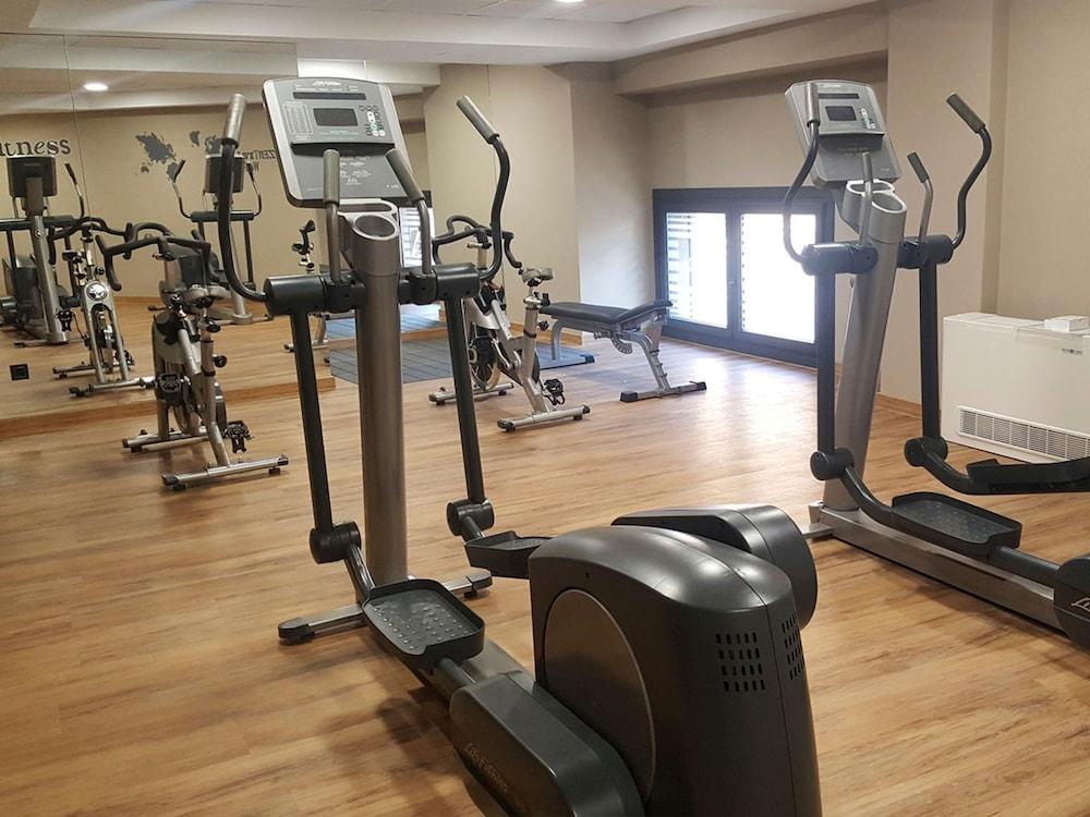 Hotel Zentral Parque 3*
